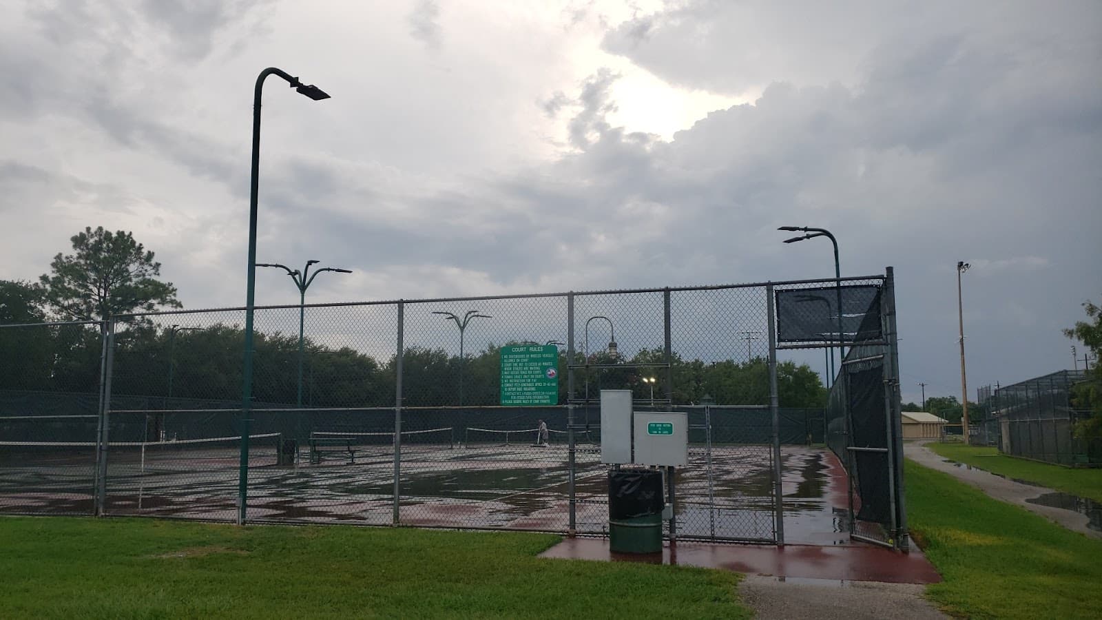 Bayland Park Tennis Courts