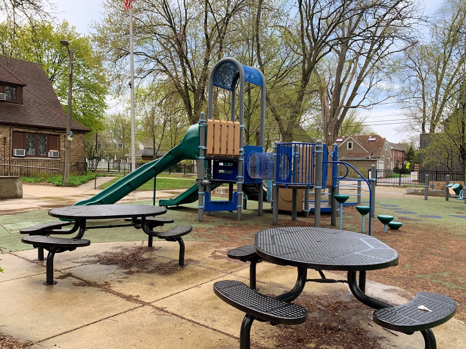 Sauganash Park