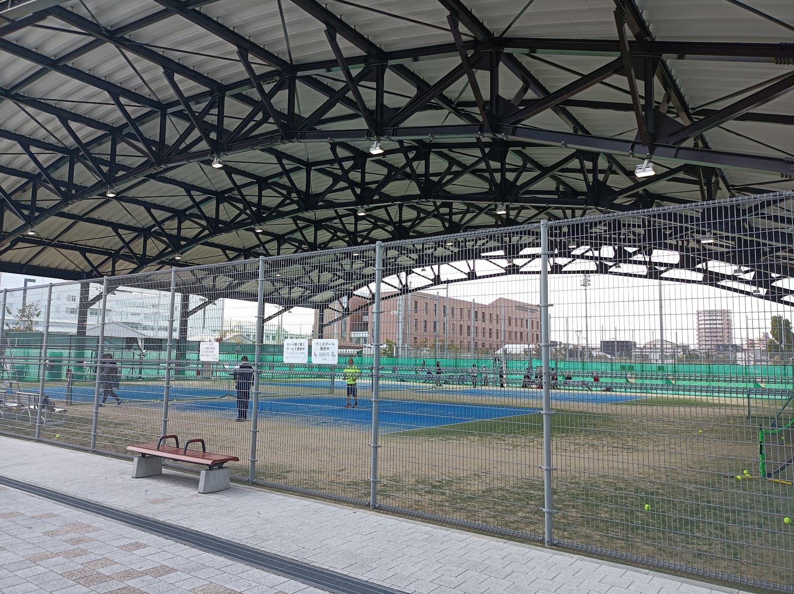 守口市営大枝公園テニスコート